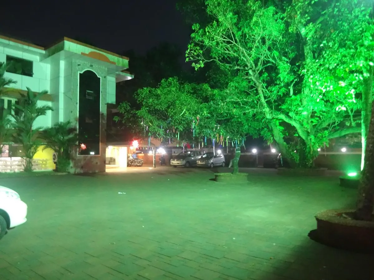 Hotel Mithila Eramalloor