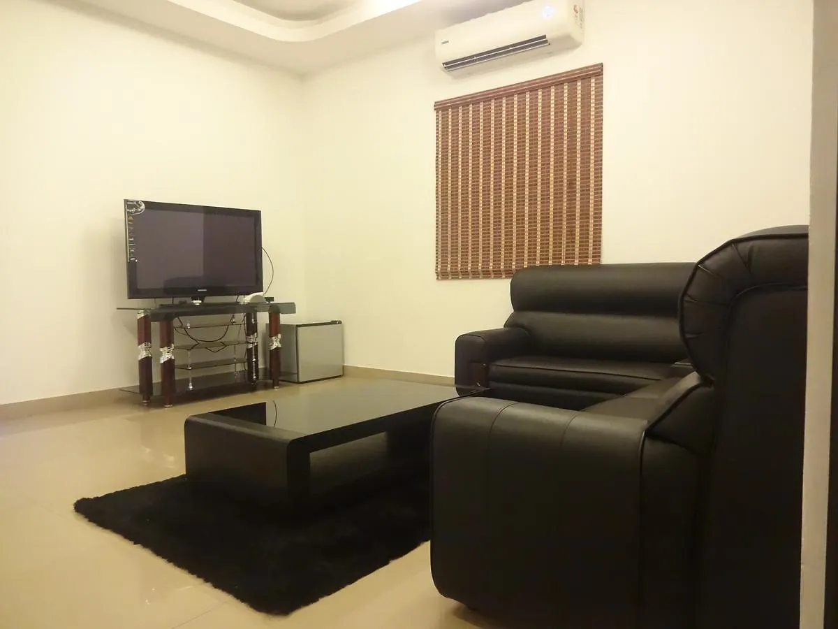 Hotel Mithila Eramalloor الهند